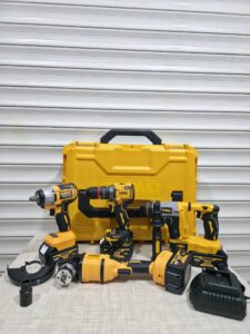 ست چهار قلوی دیوالت مدل XR